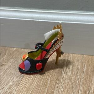 Disney evil queen shoe ornament